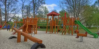 SLUŽBY MĚSTA VESELÍ NAD MORAVOU